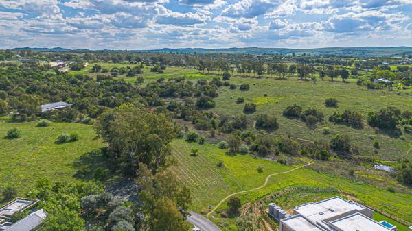 7 061 m² Land