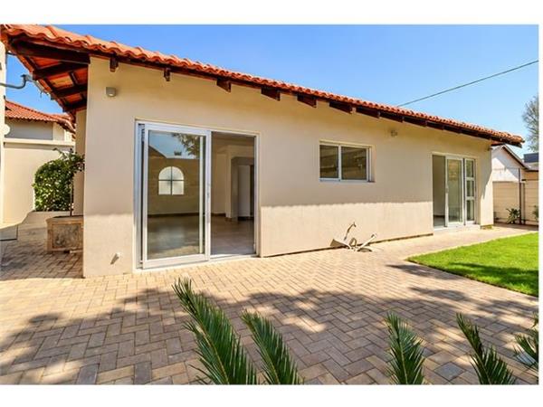 1 Bedroom Townhouse