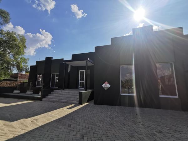 270 m² Commercial space