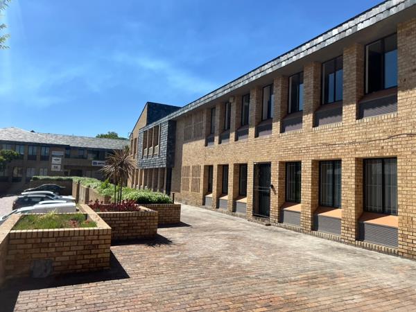 108 m² Commercial space