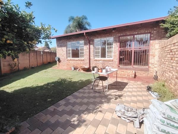 2 Bedroom Simplex