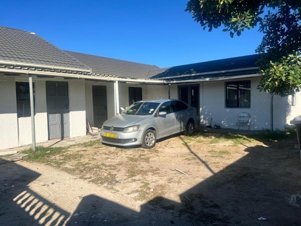 1 Bedroom House