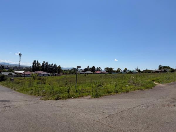 1 152 m² Land