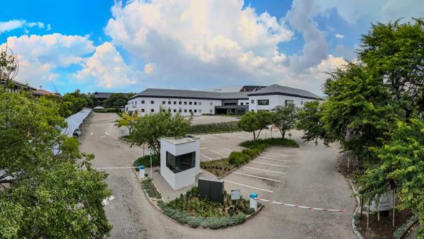 1 767 m² Commercial space