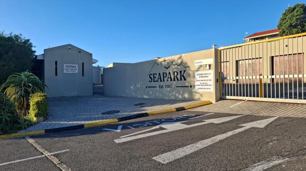 2 Bedroom Flat in Melkbosstrand