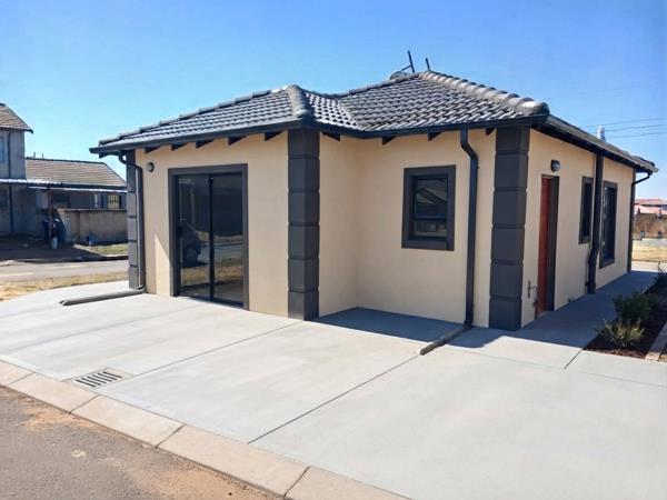 2 Bedroom House