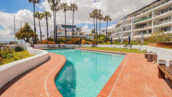 3 Bedroom Apartment in Mouille Point