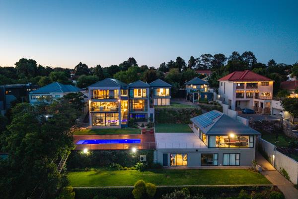 11 Bedroom House