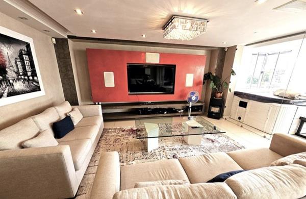 3 Bedroom Apartment