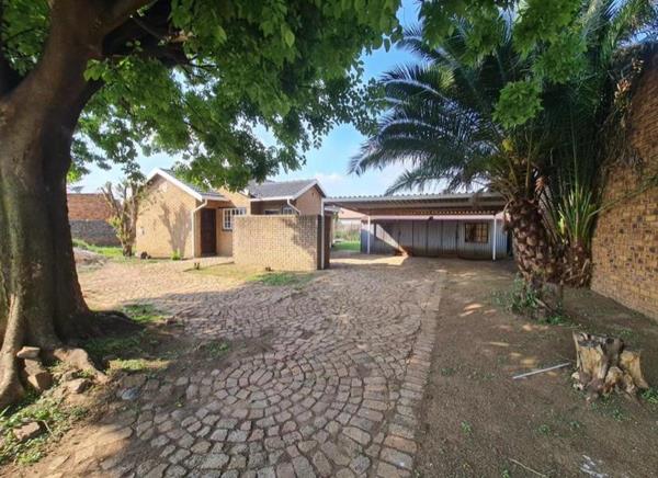 2 Bedroom House