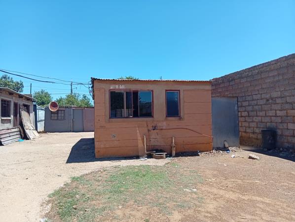 2 Bedroom House