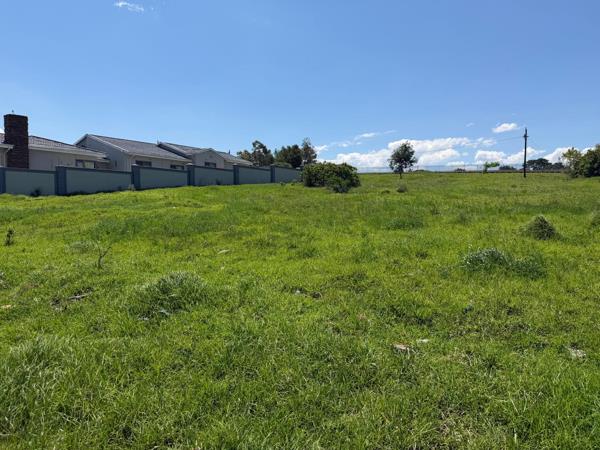 993 m² Land
