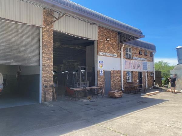 387 m² Industrial space