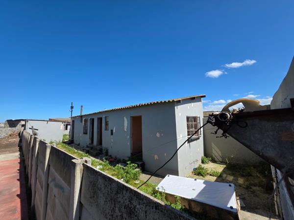 7 Bedroom House