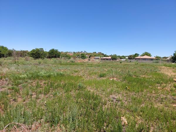 1 163 m² Land