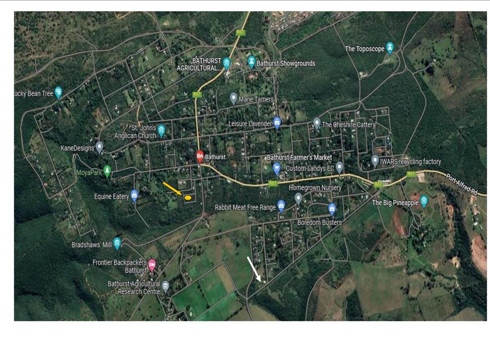 1 561 m² Land