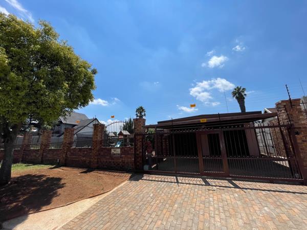 245 m² Commercial space