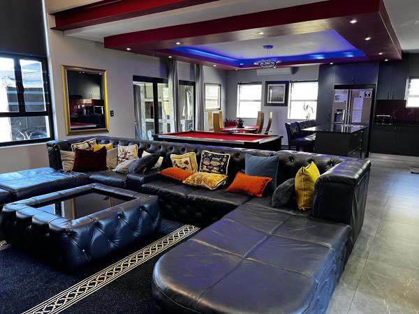 5 Bedroom House