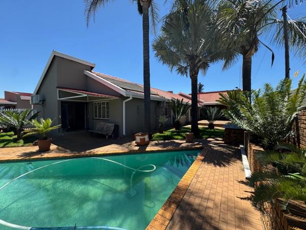 6 Bedroom House