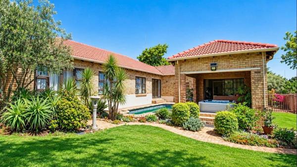 5 Bedroom House