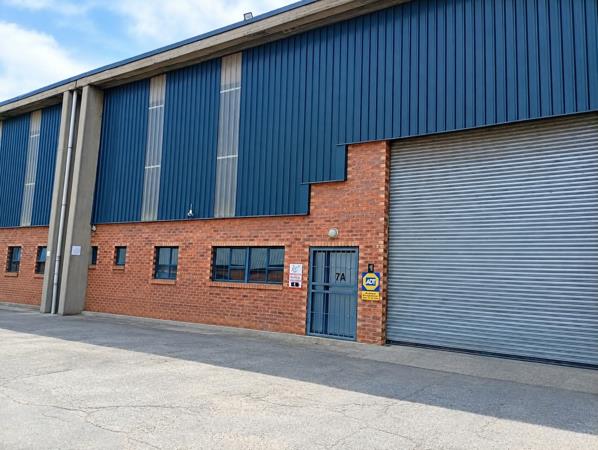 460 m² Industrial space