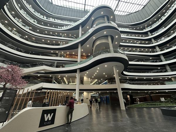 660 m² Commercial space