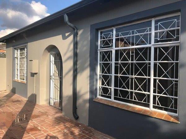 10 Bedroom House