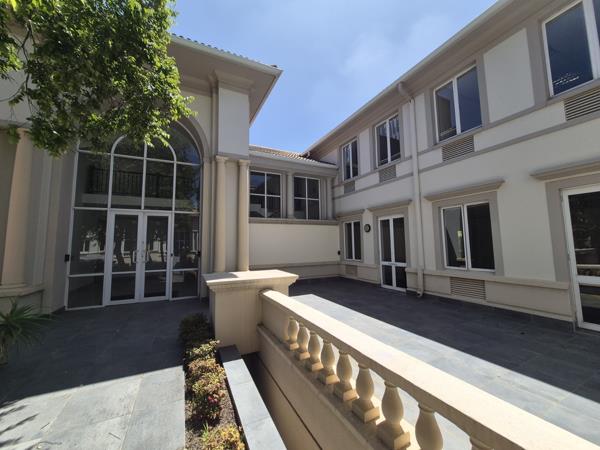 566 m² Commercial space