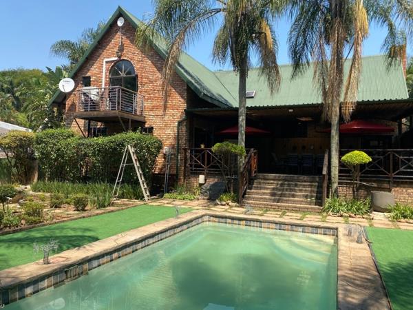 6 Bedroom House