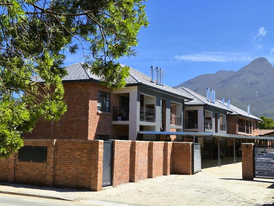 1 Bedroom Townhouse
