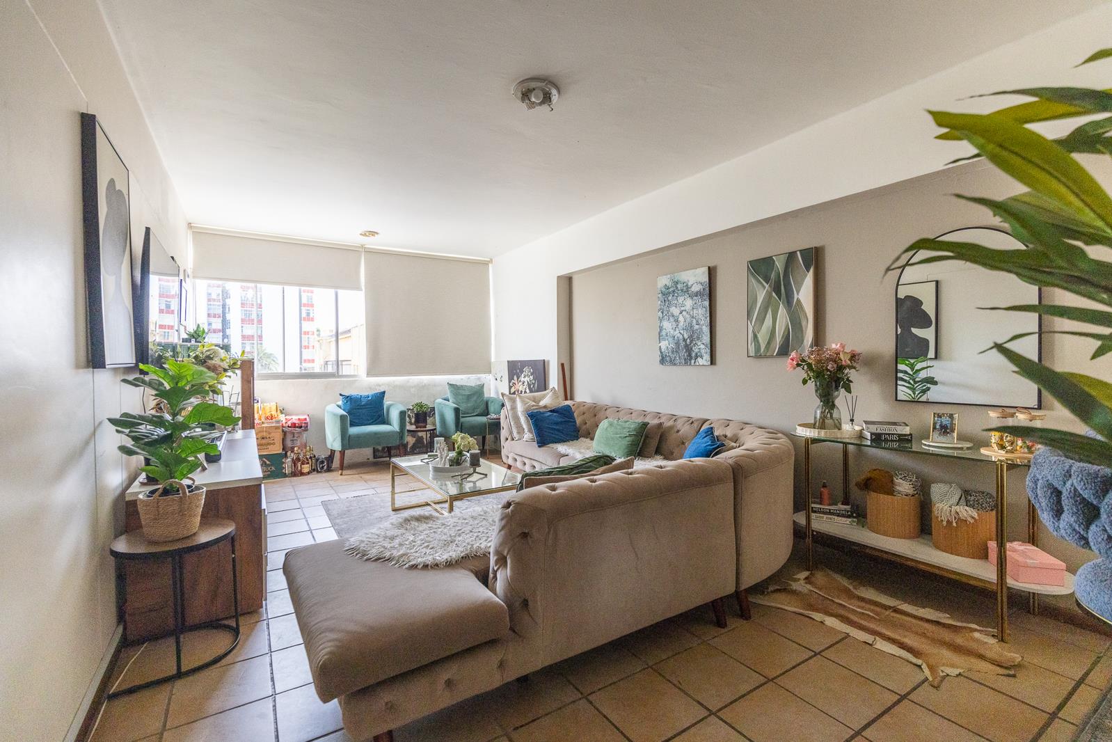 2 Bedroom Apartment for sale in Humewood | T5666853 | Private Property