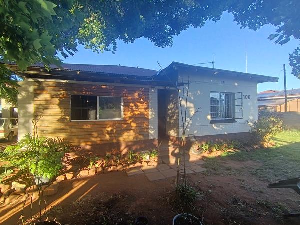 2 Bedroom House