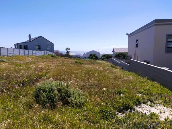 595 m² Land