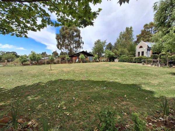 700 m² Land
