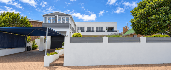 7 Bedroom House