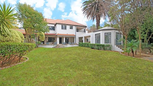 5 Bedroom House