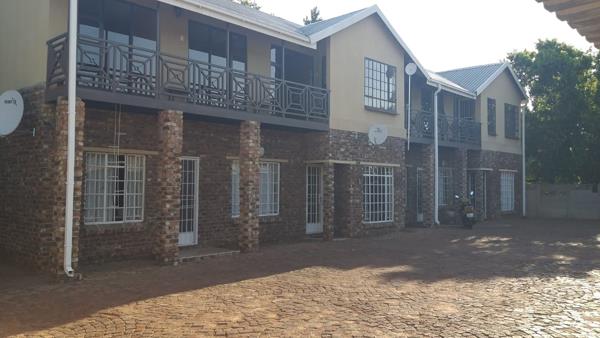 19 Bedroom House
