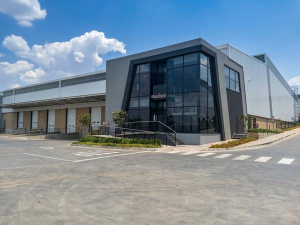 8 300 m² Industrial space