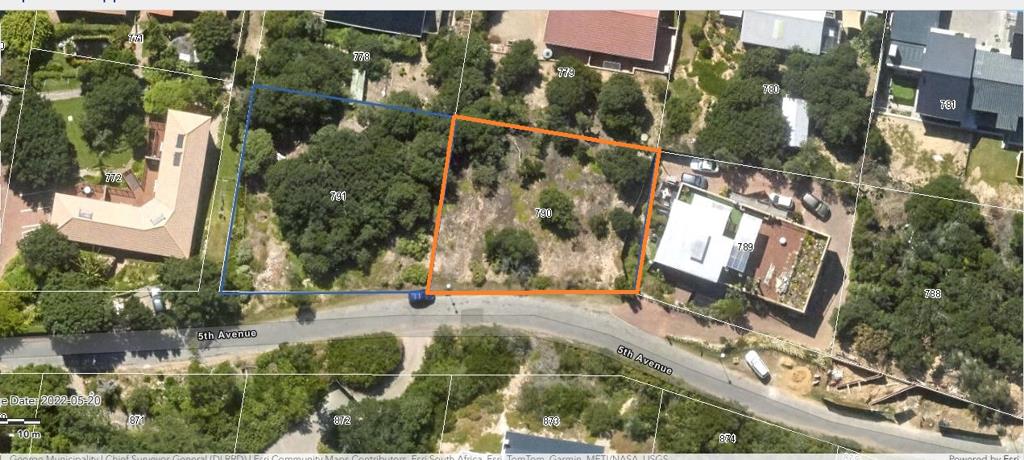 774 m² Land