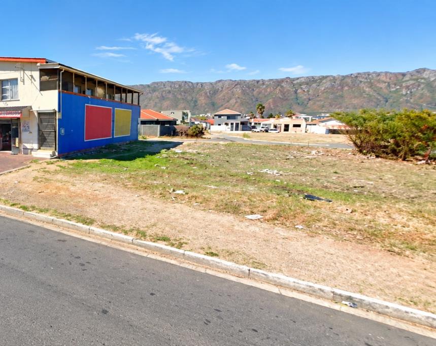 656 m² Land
