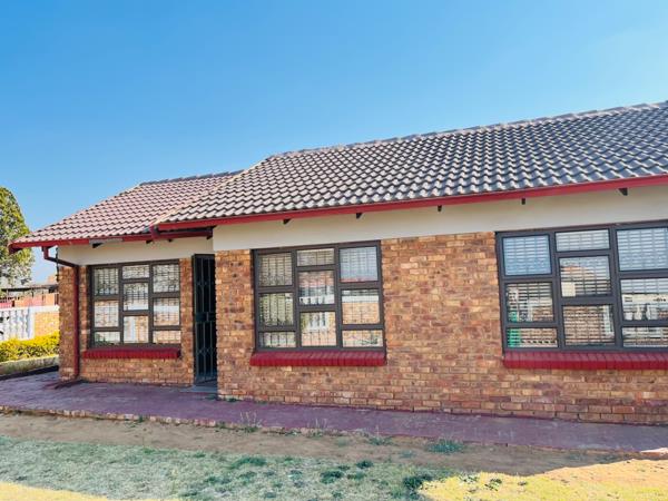 2 Bedroom House