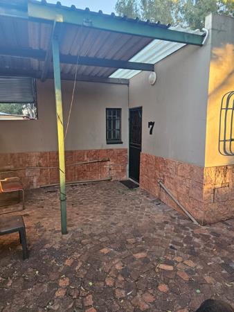 1 Bedroom Garden Cottage