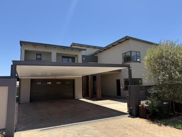6 Bedroom House