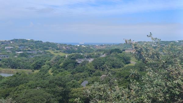 1 605 m² Land