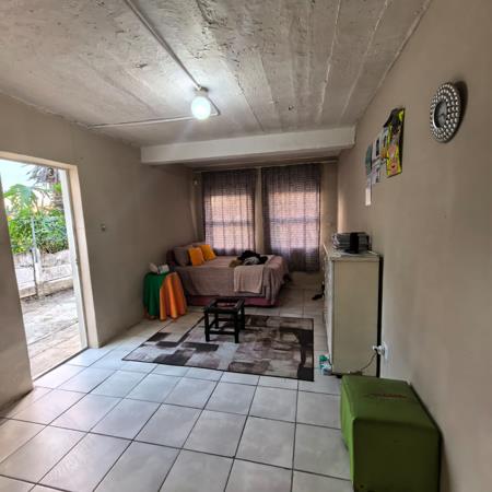 1 Bedroom Flat