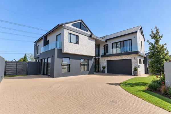 5 Bedroom House