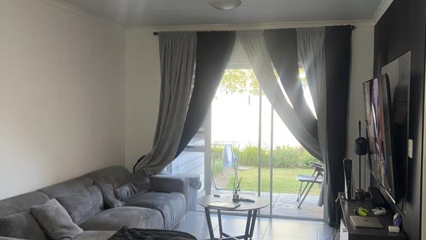 2 Bedroom Apartment in Burgundy Estate