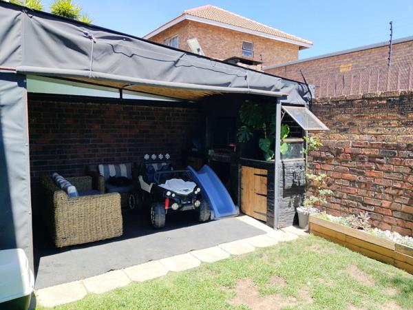 2 Bedroom Townhouse