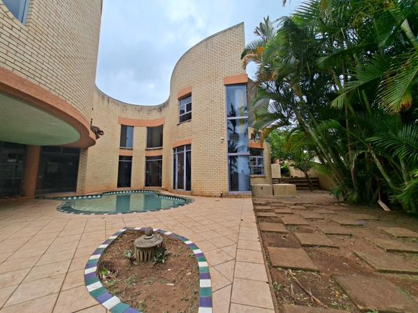 5 Bedroom House