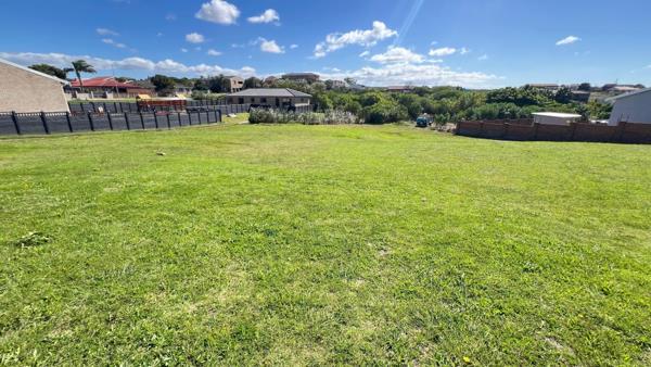 2 157 m² Land